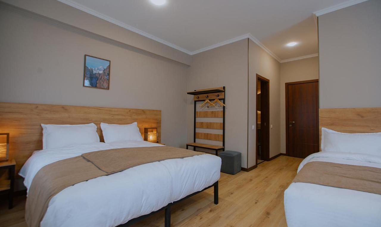 Northgate Hotel Kazbegi Extérieur photo